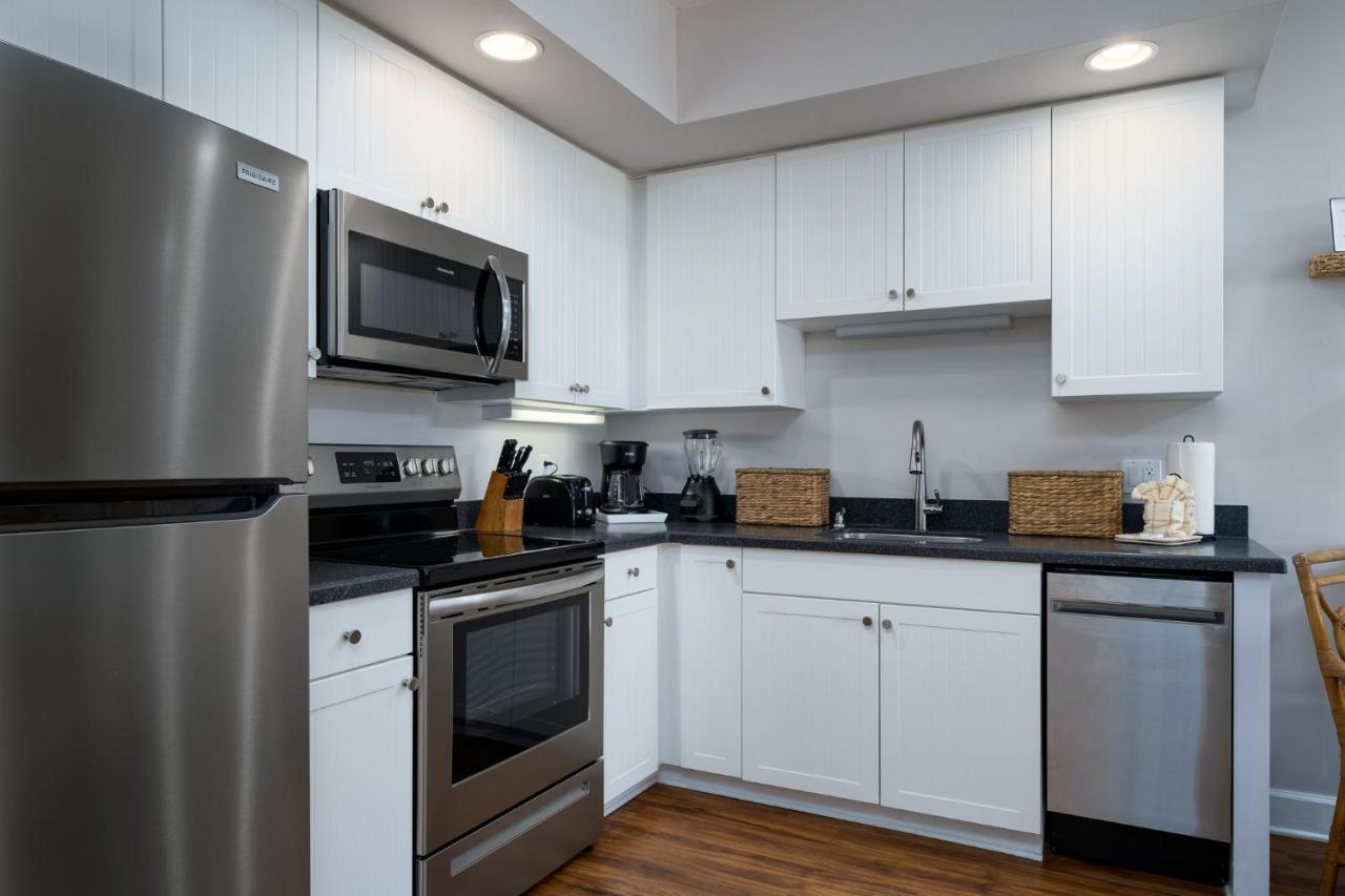 | Harbour House at the Inn 301