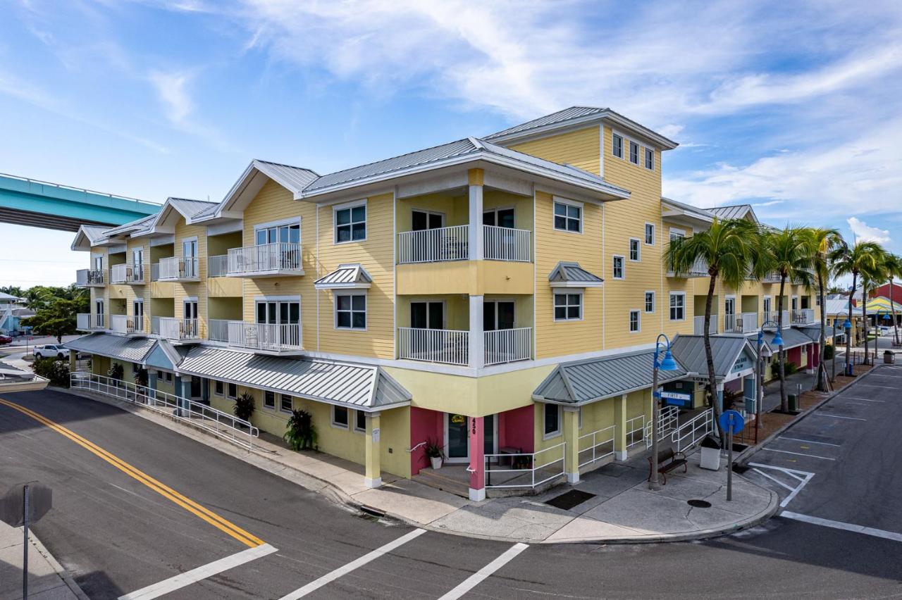 | Harbour House at the Inn 301