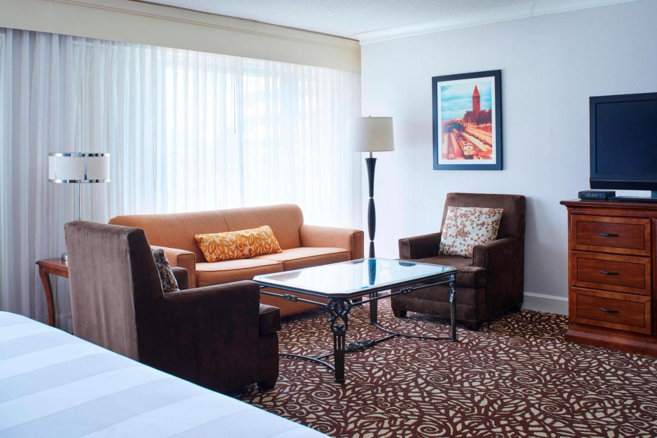  | Milwaukee Marriott West
