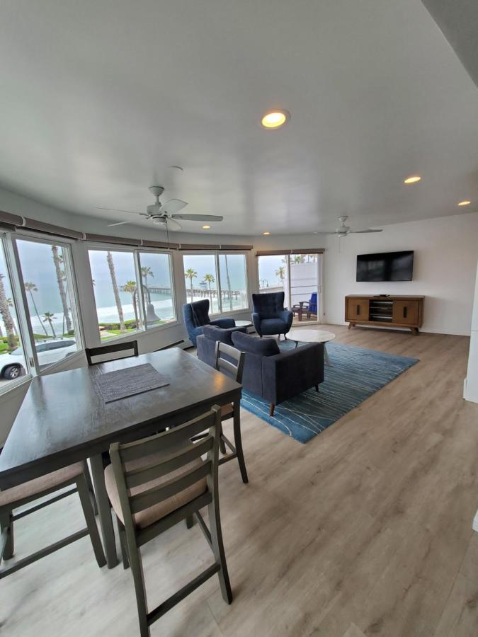 Deluxe One-Bedroom Suite - Ocean Front at Sea Horse Resort