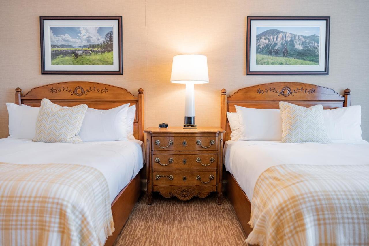 | Little America Hotel & Resort Cheyenne