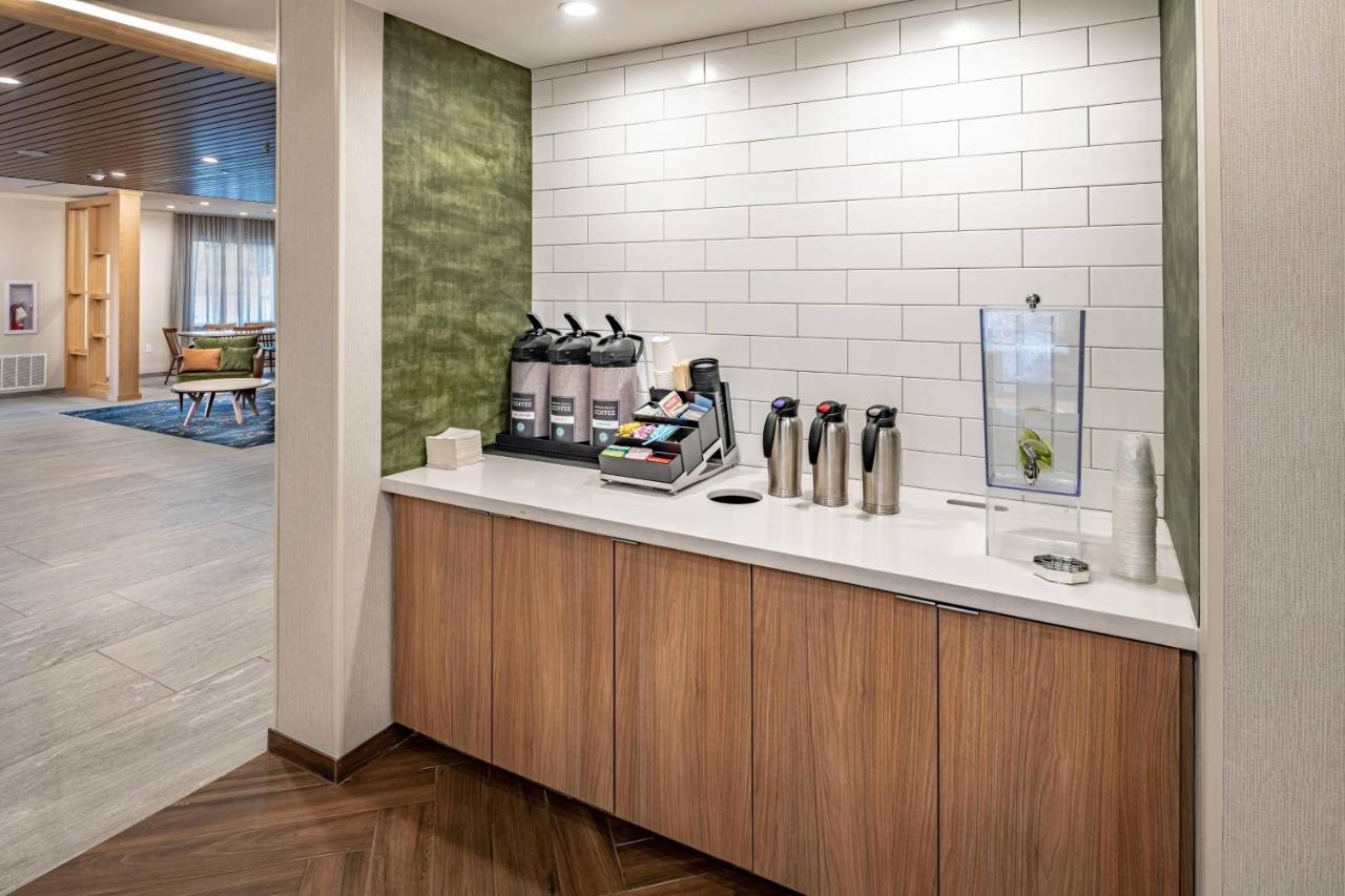 | Fairfield Inn & Suites by Marriott Fort Worth Northeast