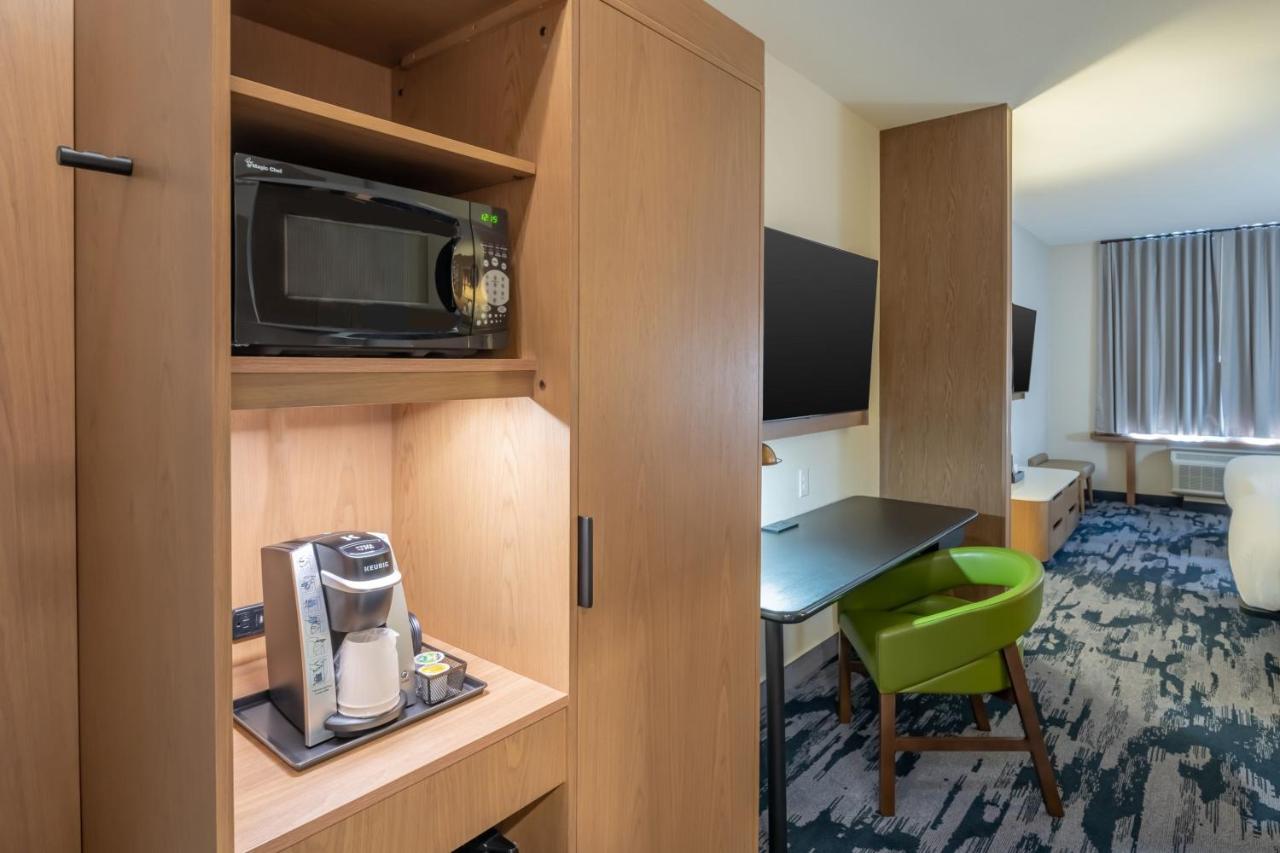 | Fairfield Inn & Suites by Marriott Fort Worth Northeast