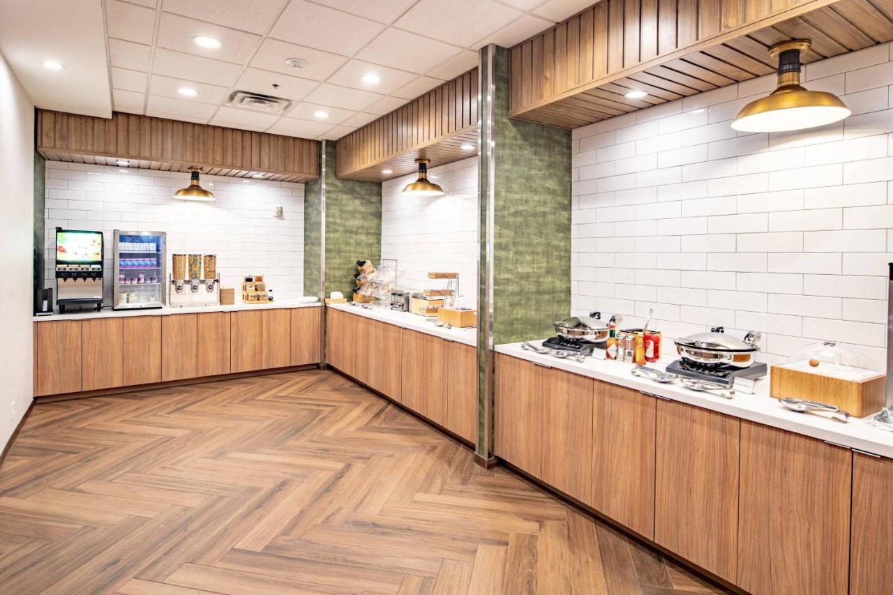 | Fairfield Inn & Suites by Marriott Fort Worth Northeast