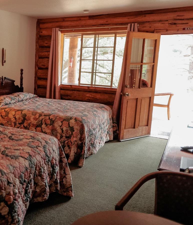 | Bear Creek Cabins