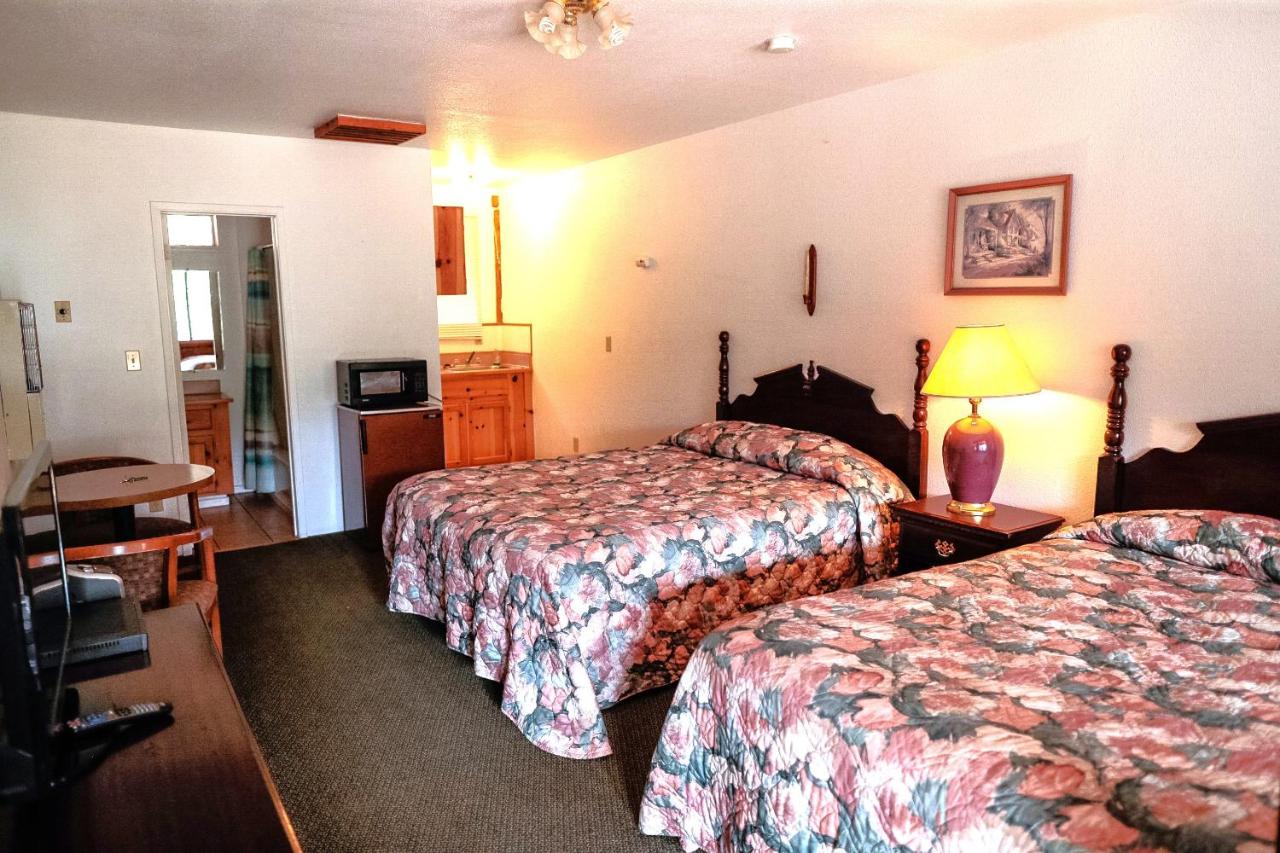 | Bear Creek Cabins