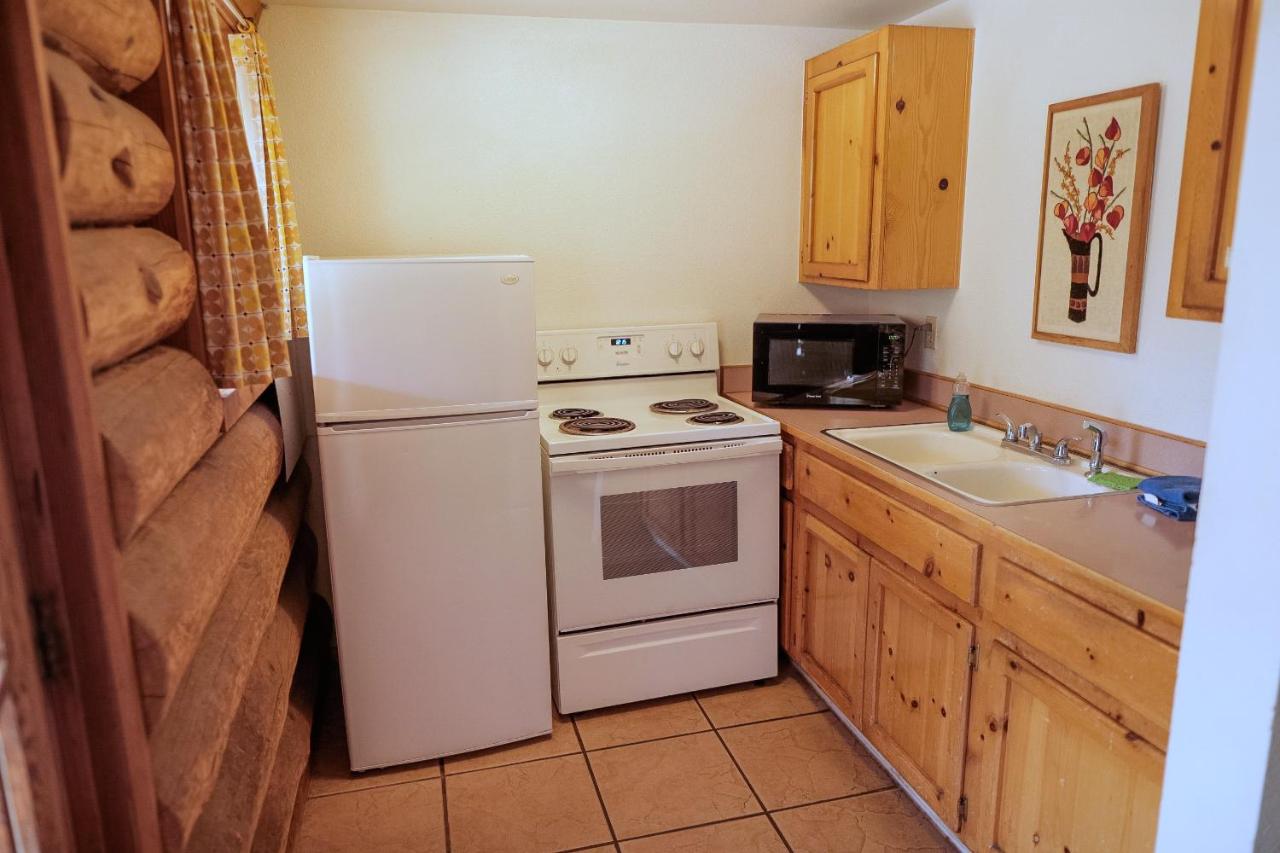 | Bear Creek Cabins
