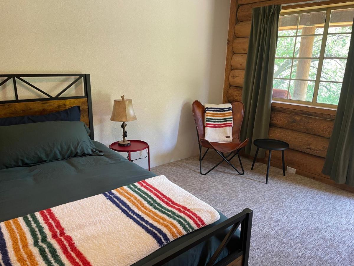 | Bear Creek Cabins