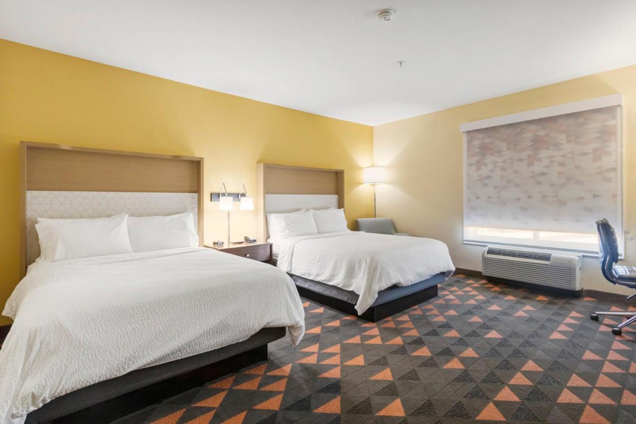  | Holiday Inn Hotel & Suites Waco Northwest