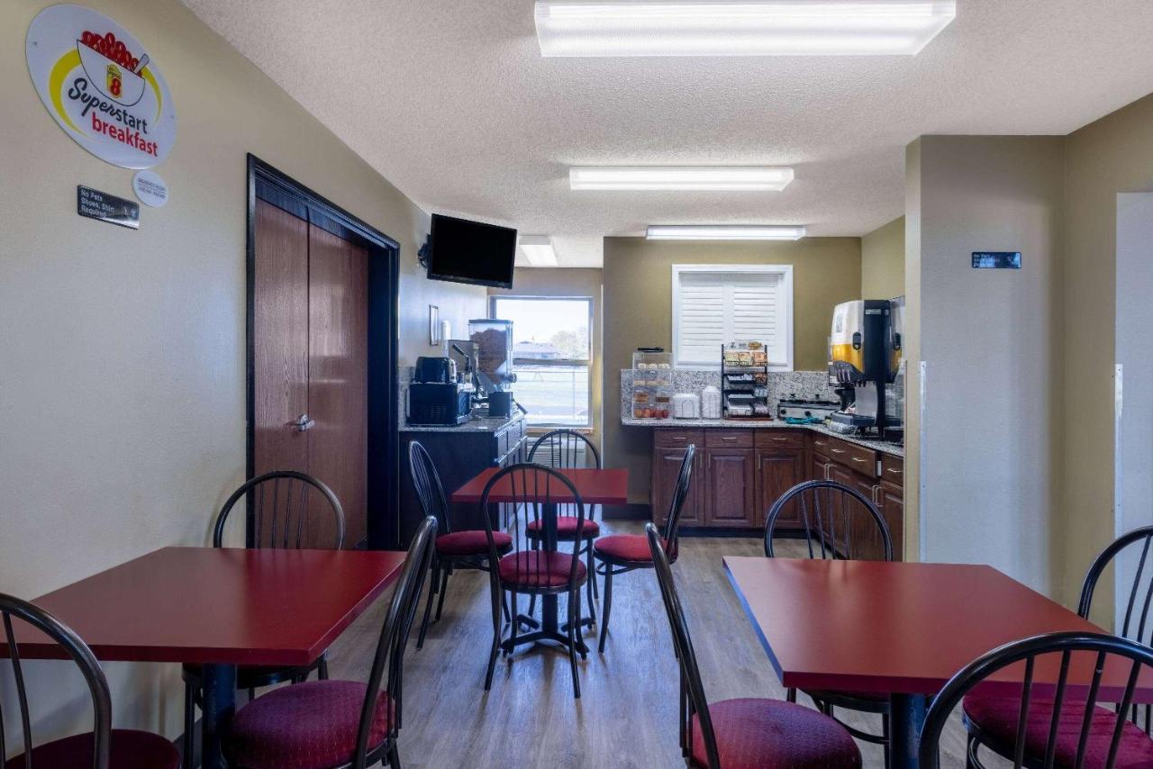  | Super 8 by Wyndham Nixa/Springfield Area
