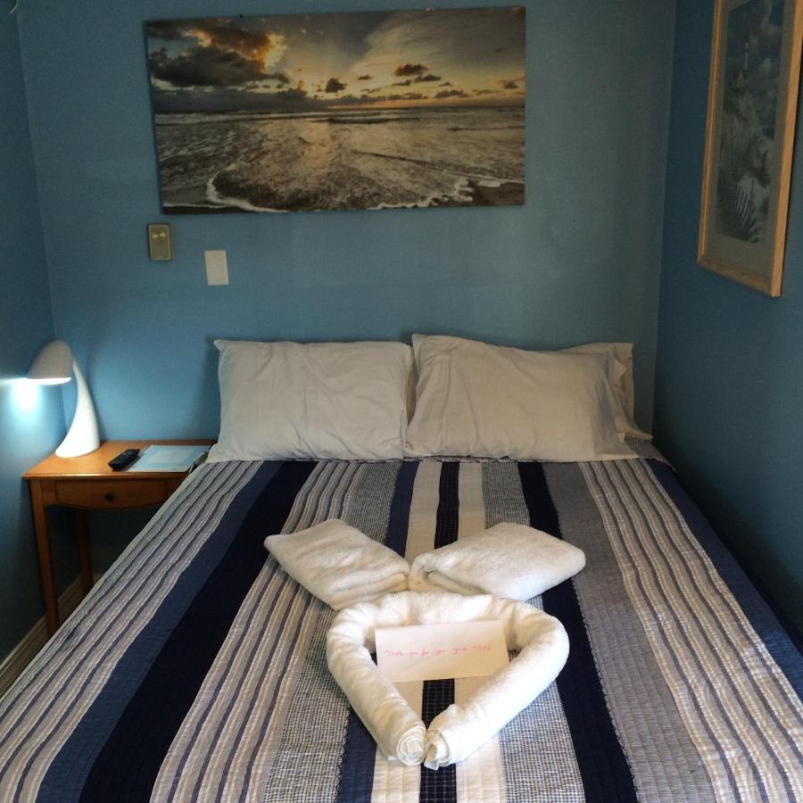 | The New Oceanic Inn