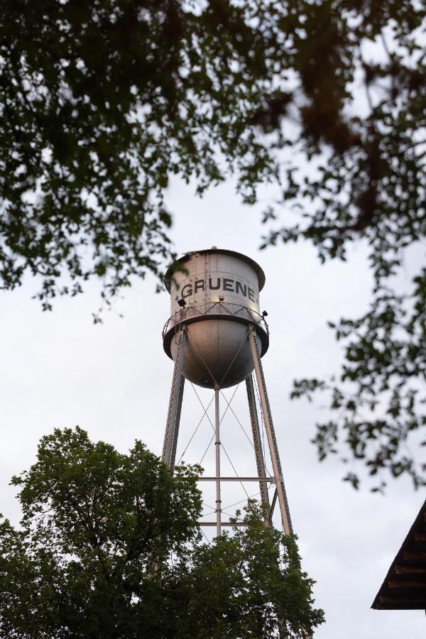| Gruene River Inn