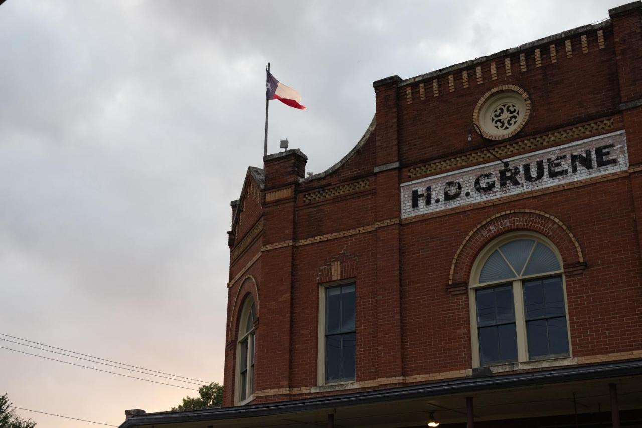 | Gruene River Inn