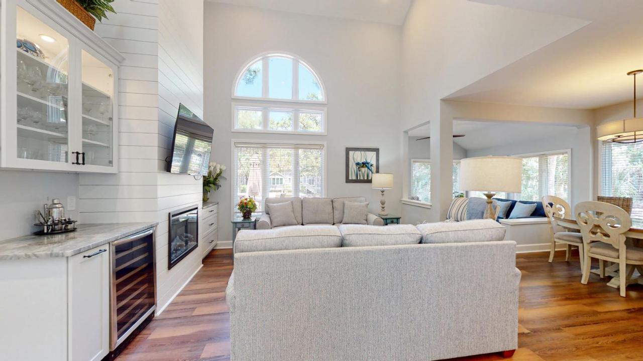 | 7621 Huntington Villas