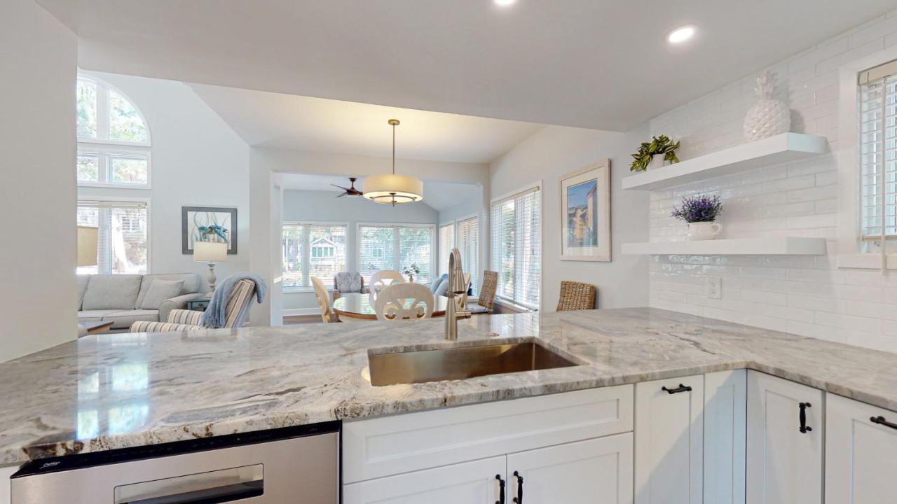 | 7621 Huntington Villas