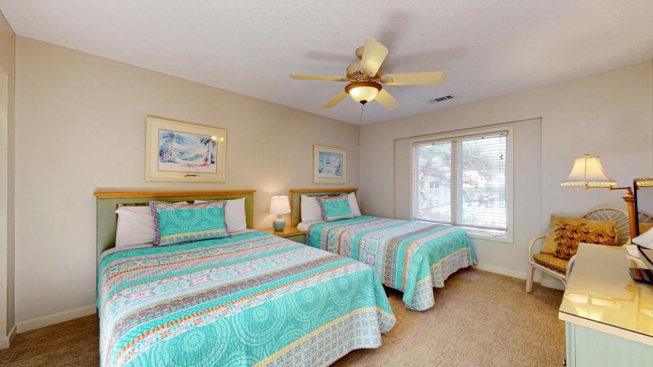 | 7621 Huntington Villas