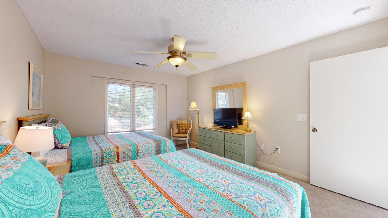 | 7621 Huntington Villas