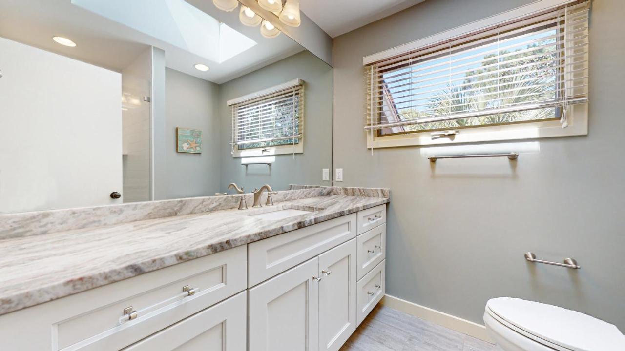 | 7621 Huntington Villas