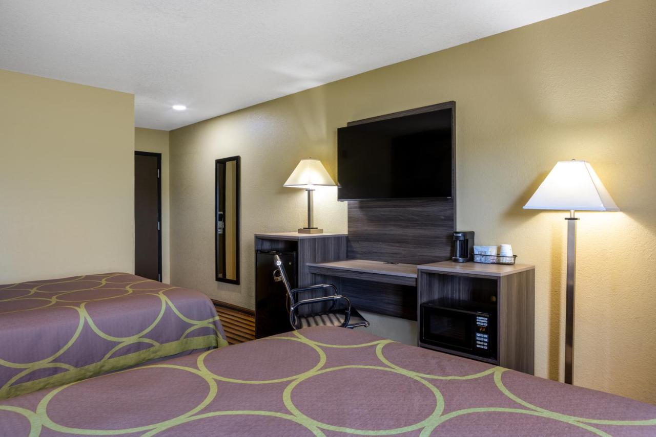 Queen Room with Two Queen Beds - Non-Smoking at Super 8 by Wyndham Nixa/Springfield Area
