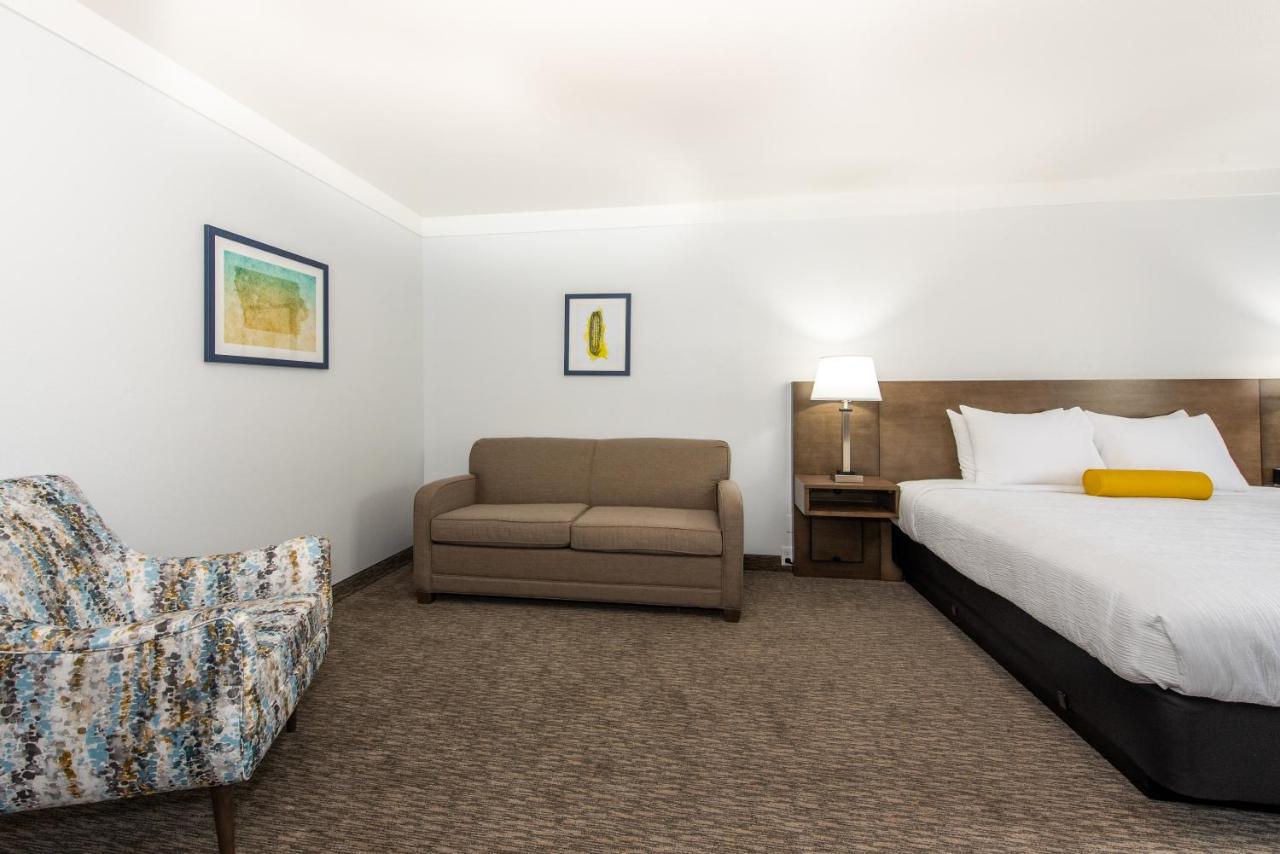  | Hotel Pommier Indianola