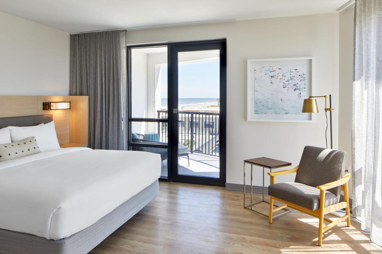 Large Corner King Suite with Trundle Bed and Inland View at Springhill Suites By Marriott Jacksonville Beach Oceanfront