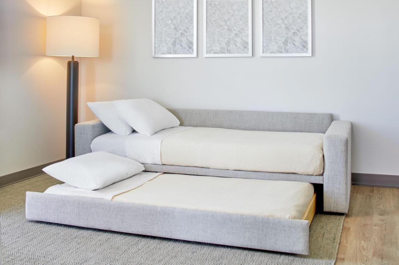 King Studio Suite with Trundle Bed and Partial Ocean View at Springhill Suites By Marriott Jacksonville Beach Oceanfront