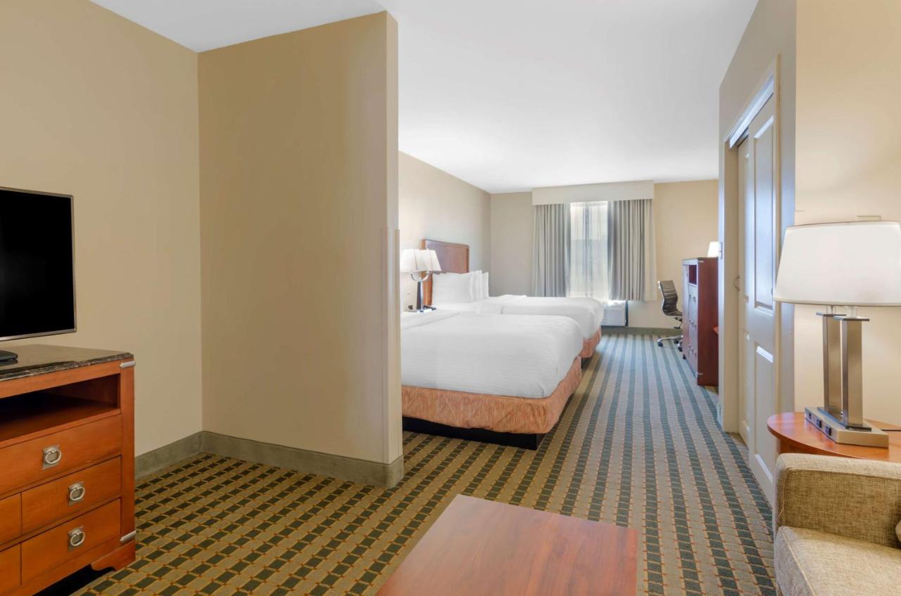 Queen Suite with Two Queen Beds - First Floor at Best Western North Roanoke