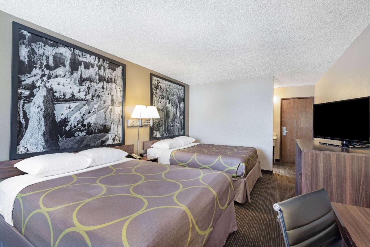  | Super 8 by Wyndham Richfield UT