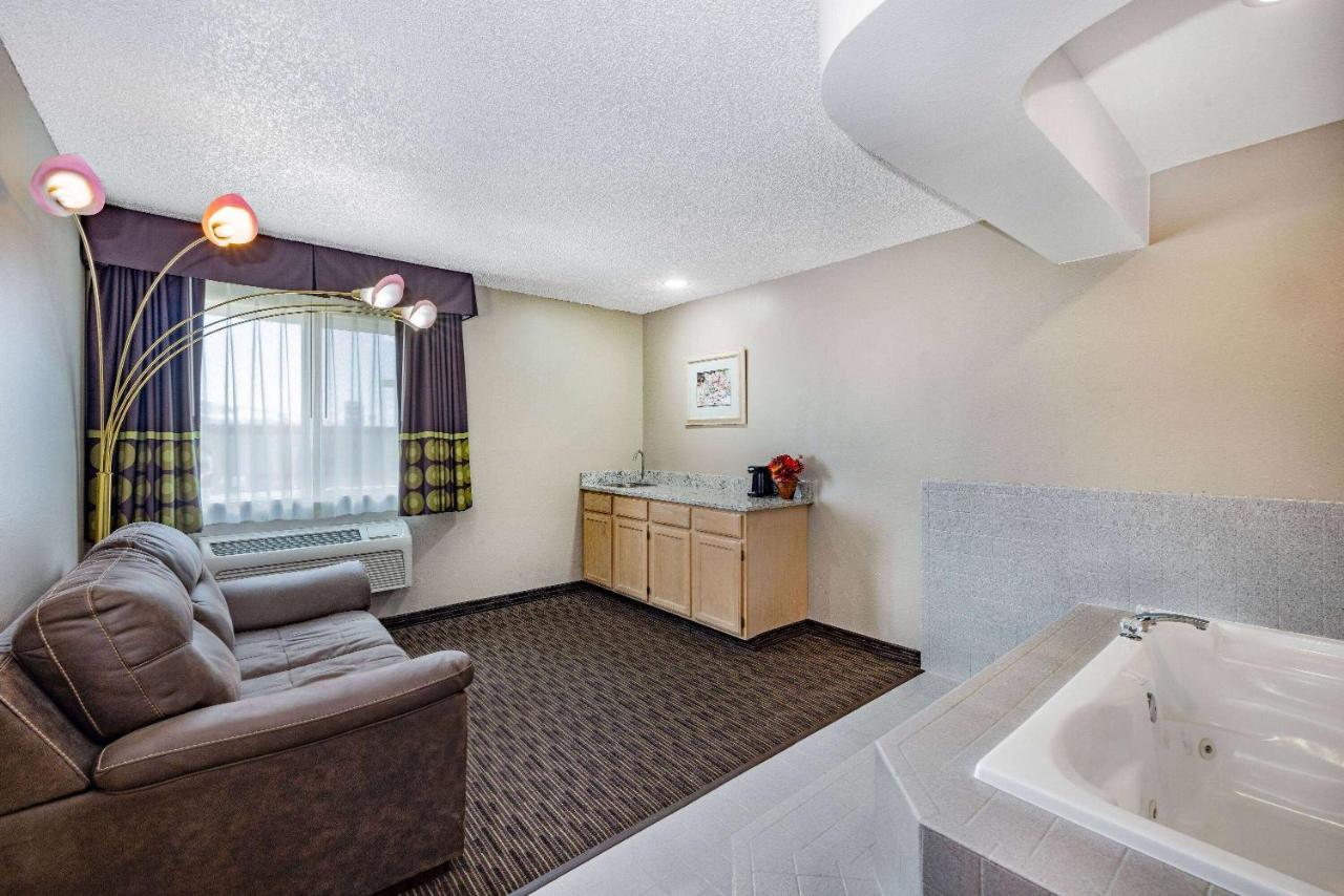  | Super 8 by Wyndham Richfield UT