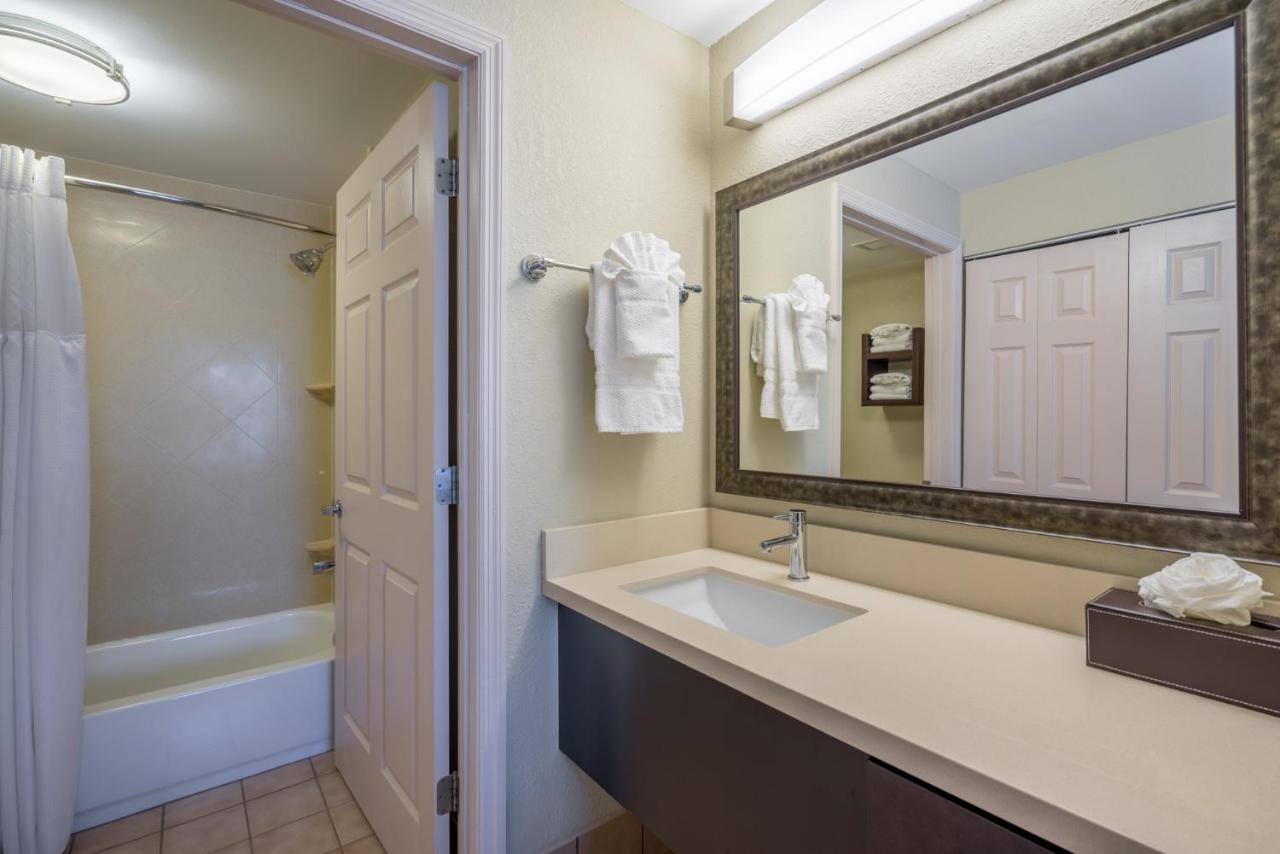 | Staybridge Suites Wilmington - Brandywine Valley, an IHG Hotel