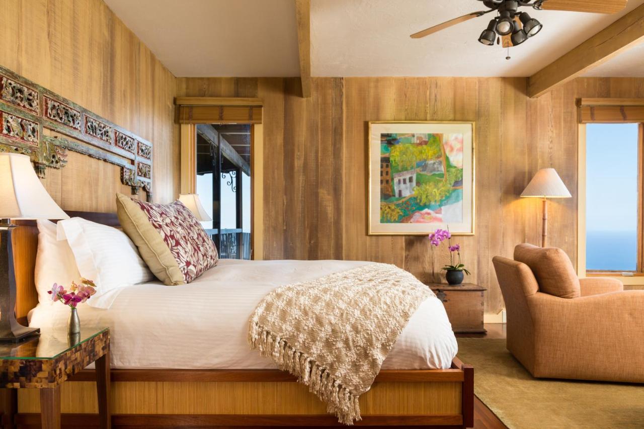 | Holualoa Inn