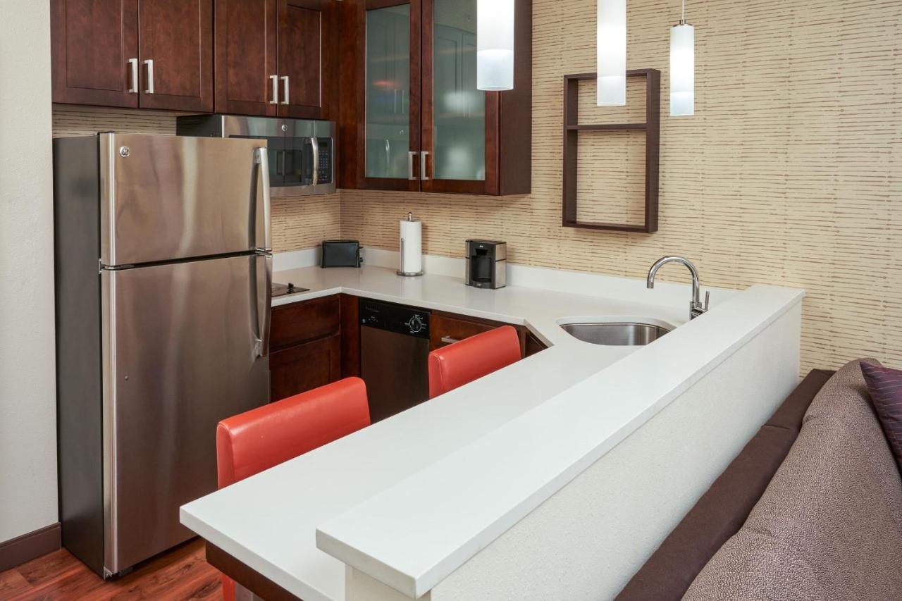| Residence Inn by Marriott Philadelphia Airport
