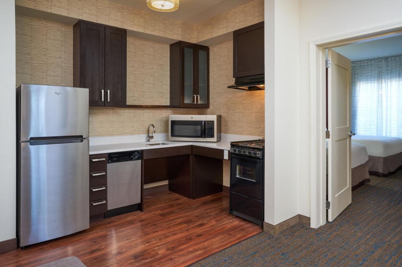 | Residence Inn by Marriott Philadelphia Airport