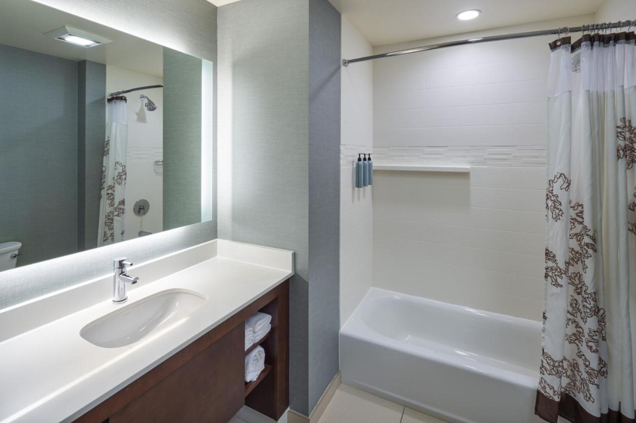 | Residence Inn by Marriott Philadelphia Airport