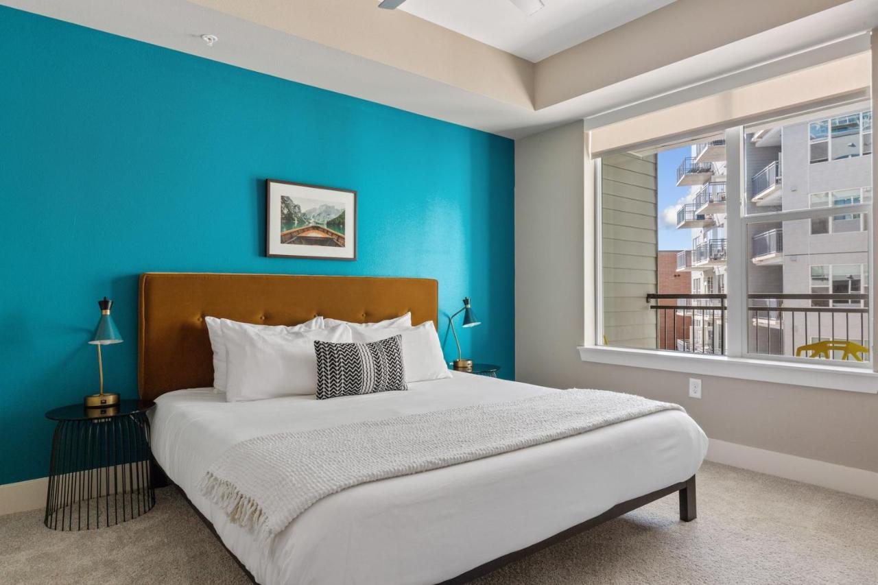 King Suite with Balcony (Self Check-in with Virtual Front Desk) at Kasa Union Station Denver