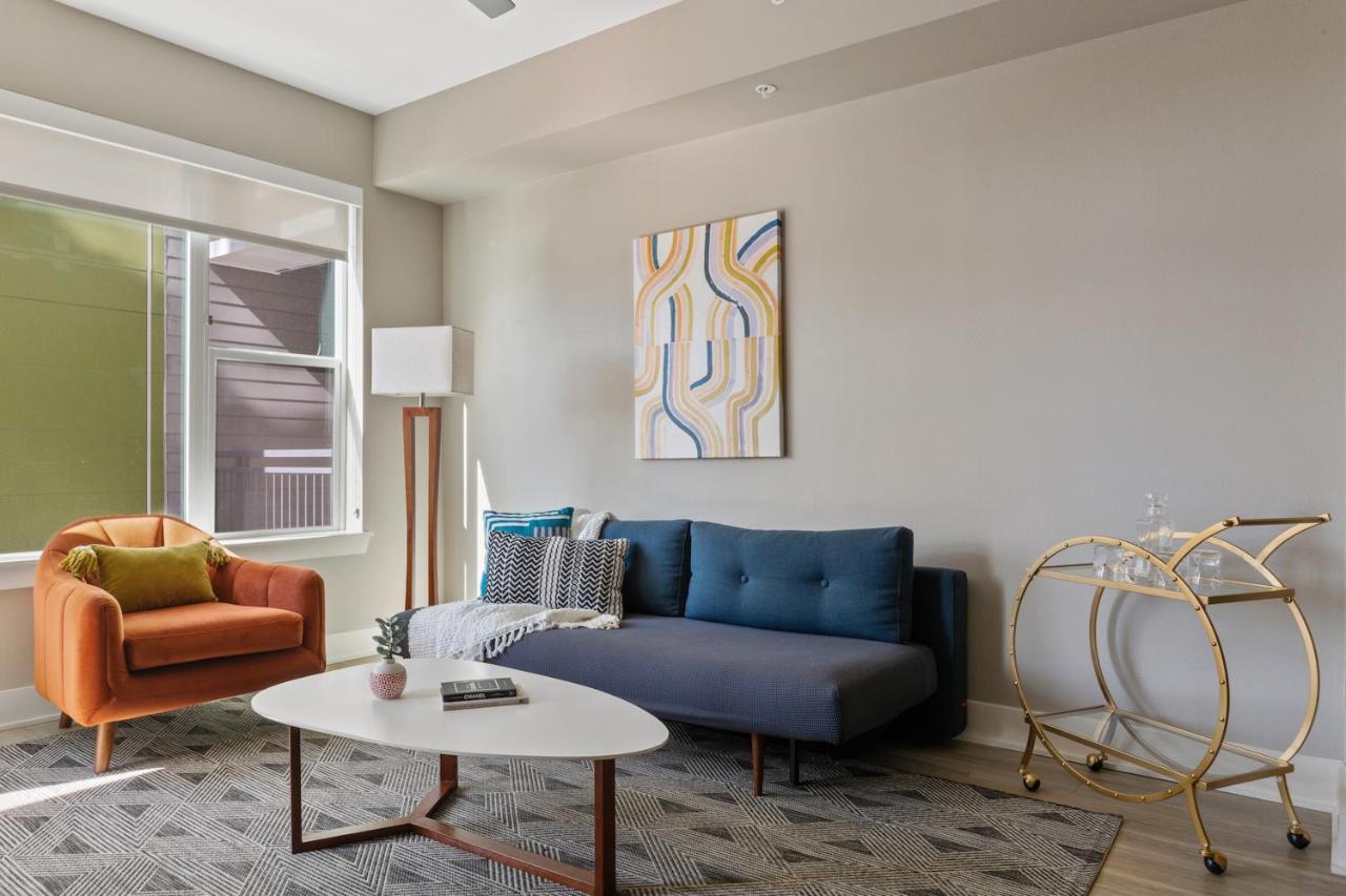 King Suite with Balcony (Self Check-in with Virtual Front Desk) at Kasa Union Station Denver