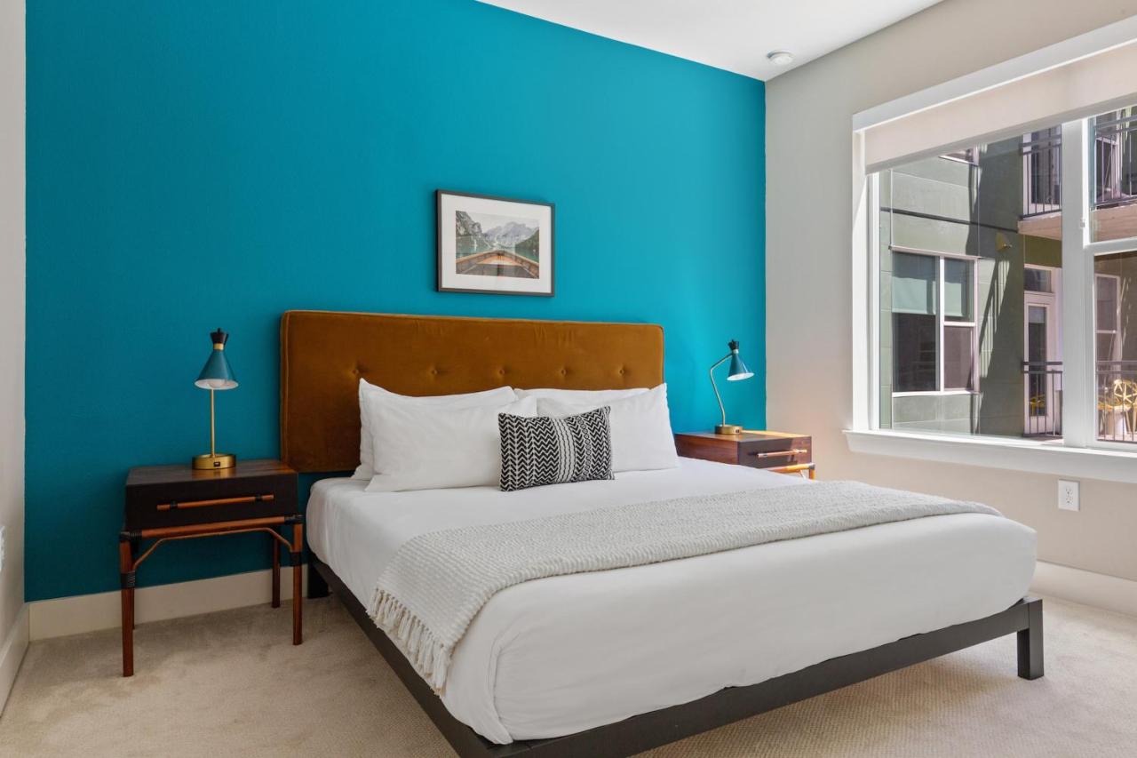 King Suite with Balcony (Self Check-in with Virtual Front Desk) at Kasa Union Station Denver