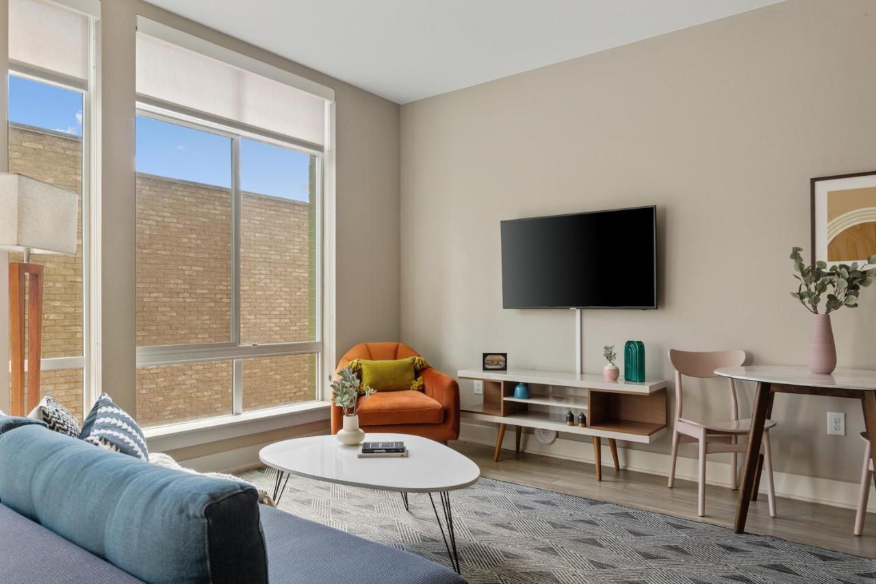 King Suite with Balcony (Self Check-in with Virtual Front Desk) at Kasa Union Station Denver