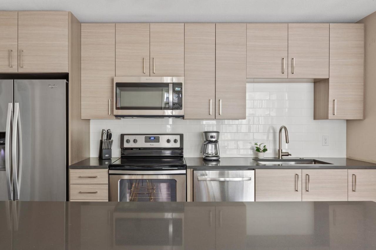 Two-Bedroom Apartment (Self Check-in with Virtual Front Desk) at Kasa Union Station Denver