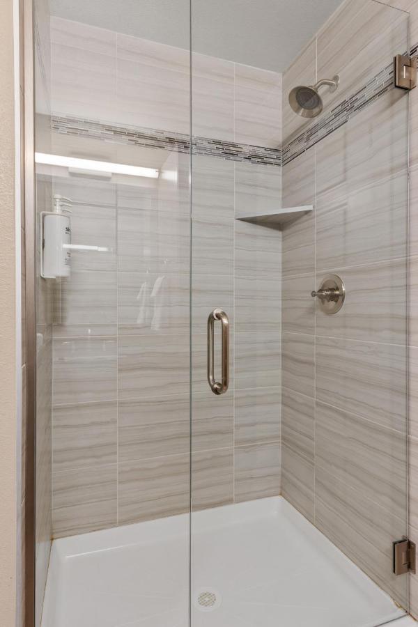 Two-Bedroom Apartment (Self Check-in with Virtual Front Desk) at Kasa Union Station Denver