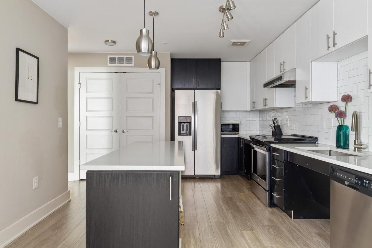 One-Bedroom Apartment (Self Check-in with Virtual Front Desk) at Kasa Union Station Denver