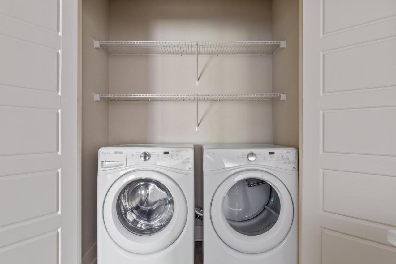 One-Bedroom Apartment (Self Check-in with Virtual Front Desk) at Kasa Union Station Denver