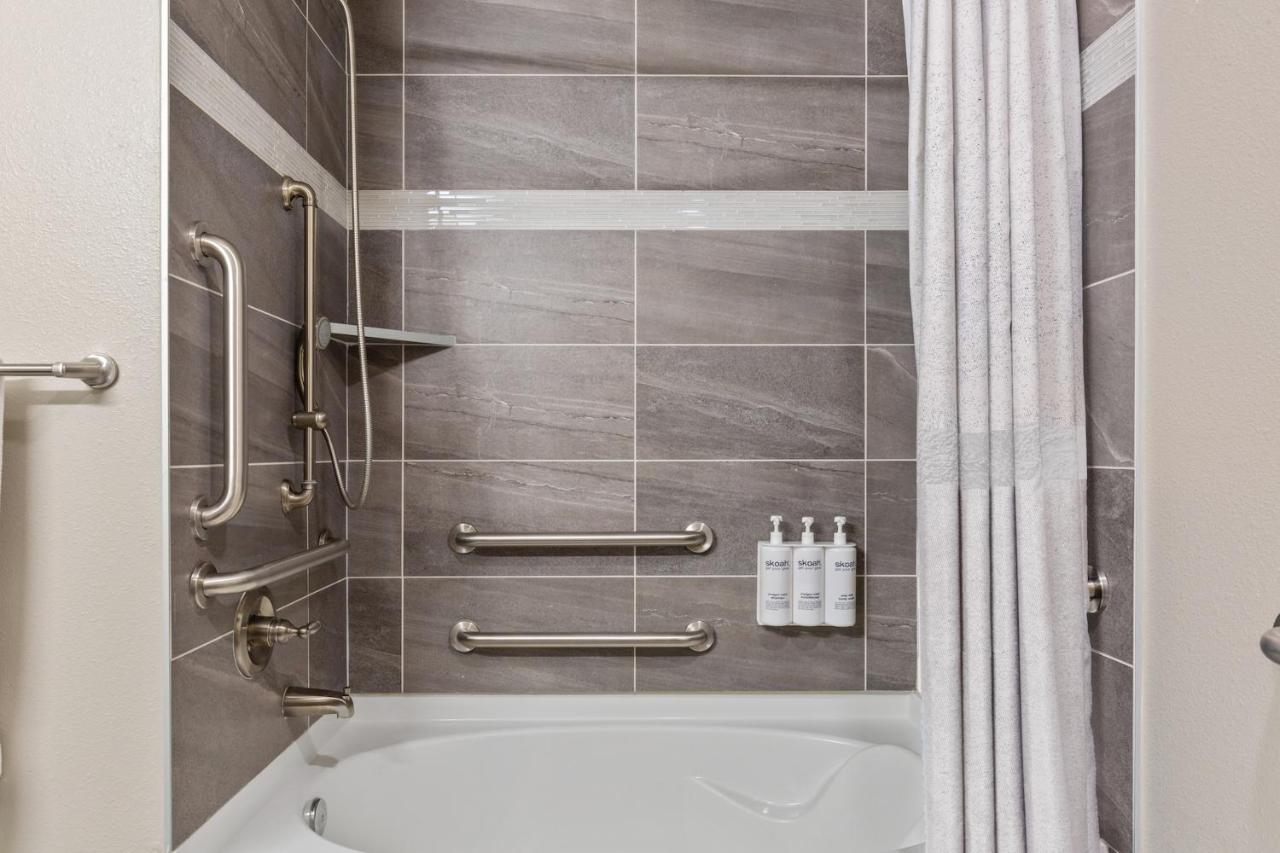 One-Bedroom Apartment (Self Check-in with Virtual Front Desk) at Kasa Union Station Denver