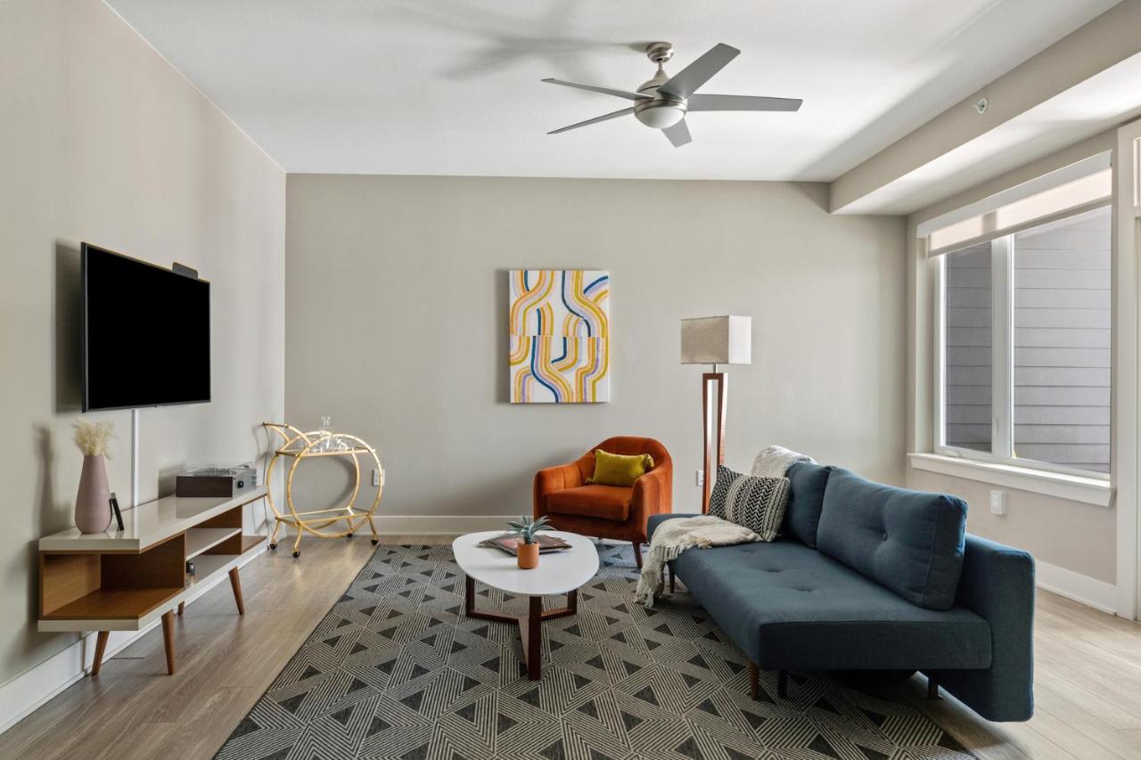 One-Bedroom Apartment (Self Check-in with Virtual Front Desk) at Kasa Union Station Denver
