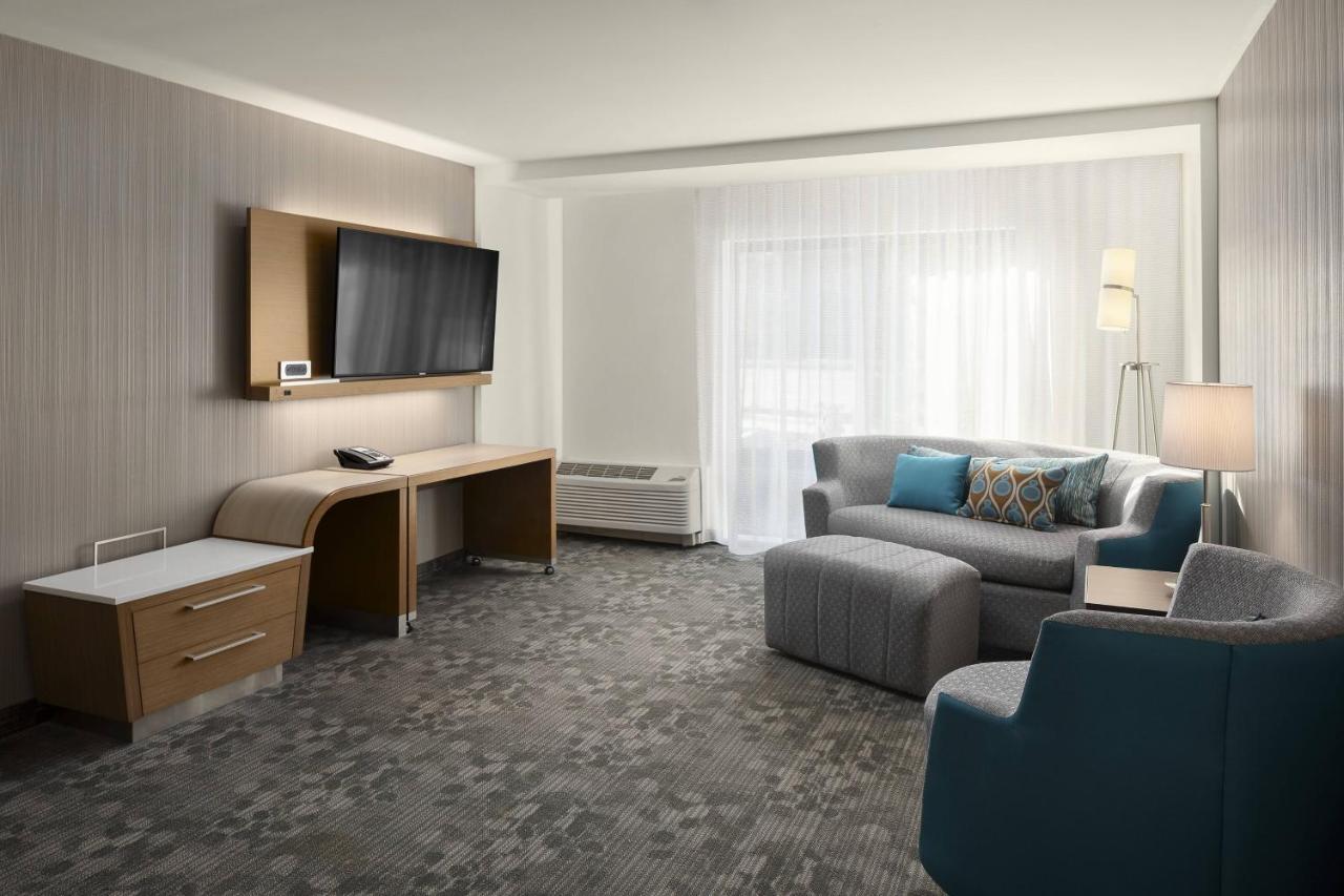  | Courtyard by Marriott Seattle Northgate