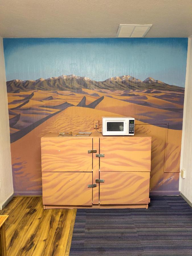 | ColoRADo Adventure Hostel