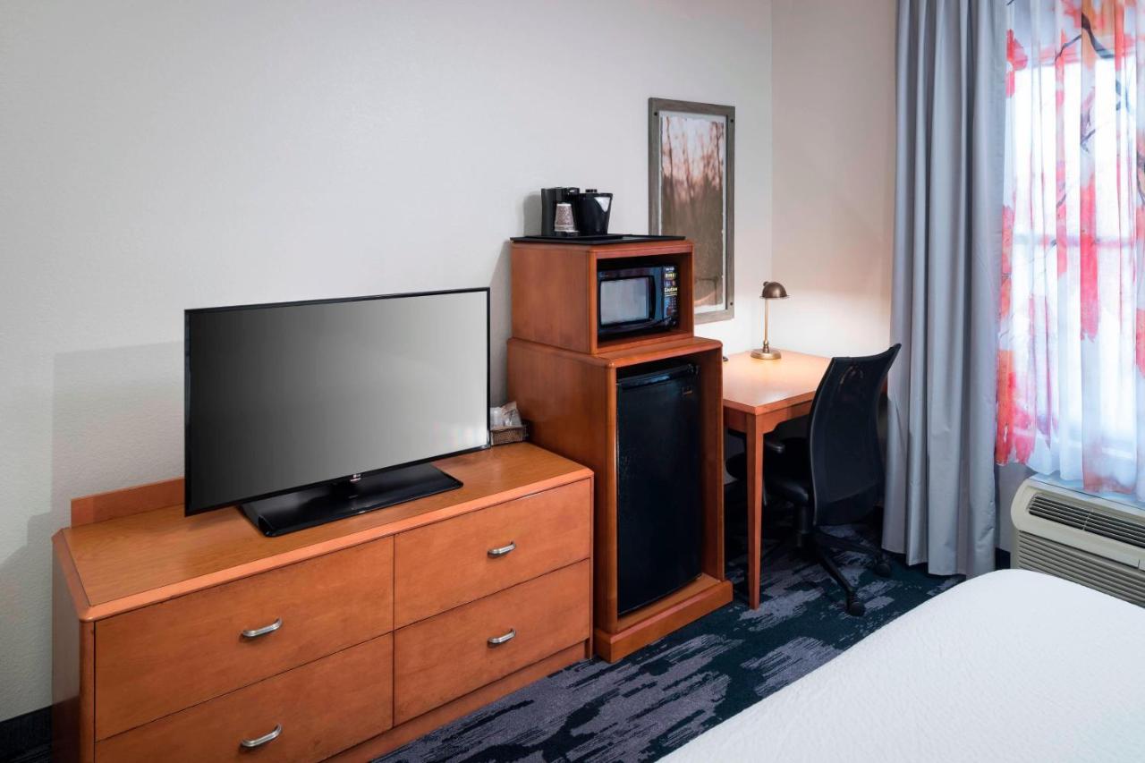King Room at Fairfield Inn & Suites by Marriott Orlando at SeaWorld