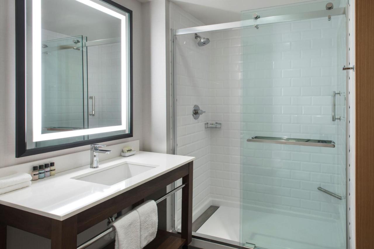 Guest room, 2 Queen at Four Points by Sheraton Albany