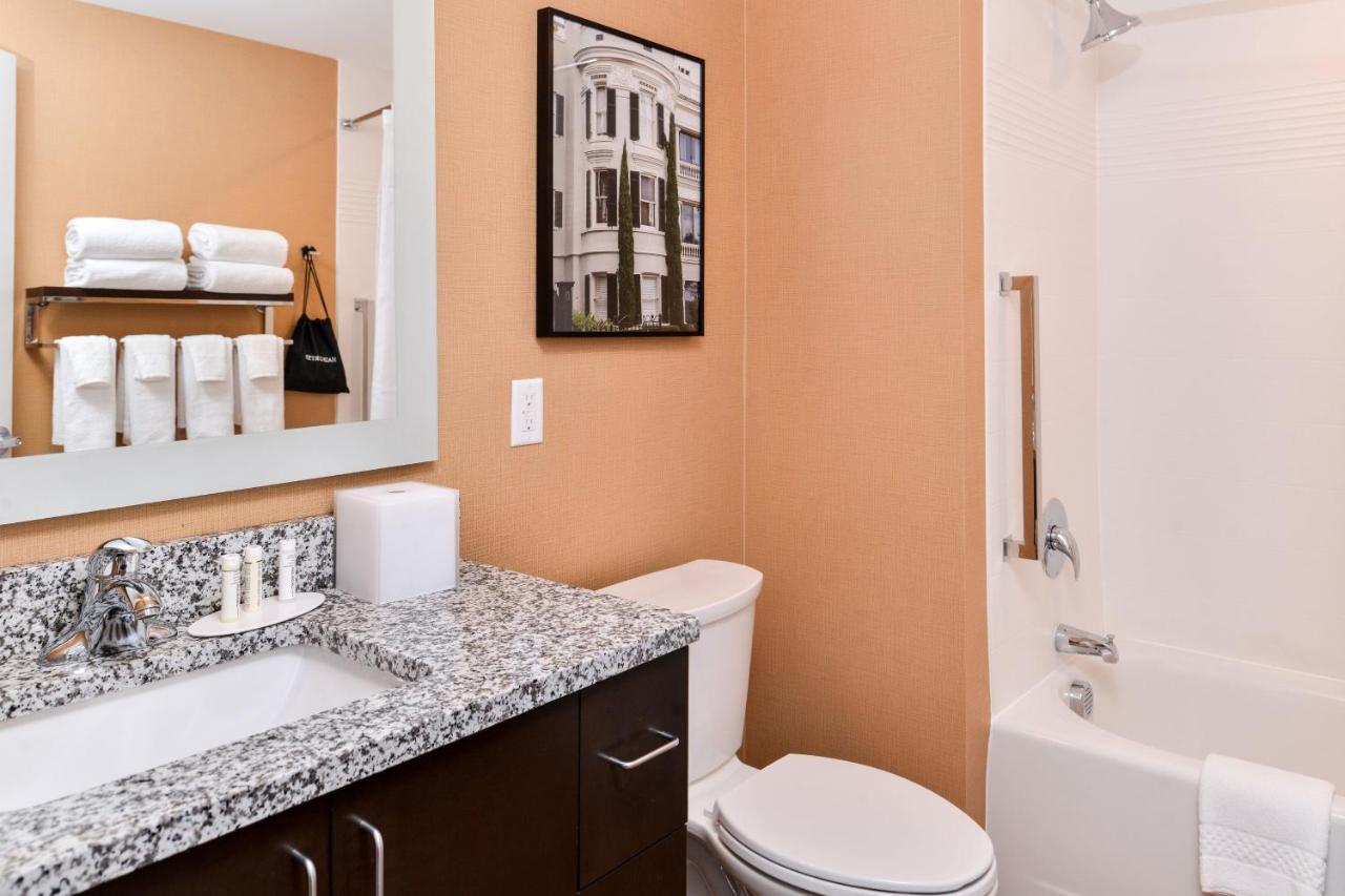 King Studio with Sofa Bed at TownePlace Suites by Marriott Charleston-West Ashley