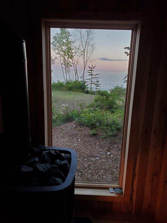 | Thomsonite Inn on Lake Superior